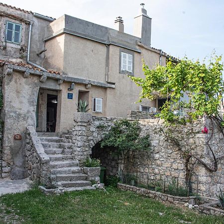 Apartman Nives Lubenice Bagian luar foto