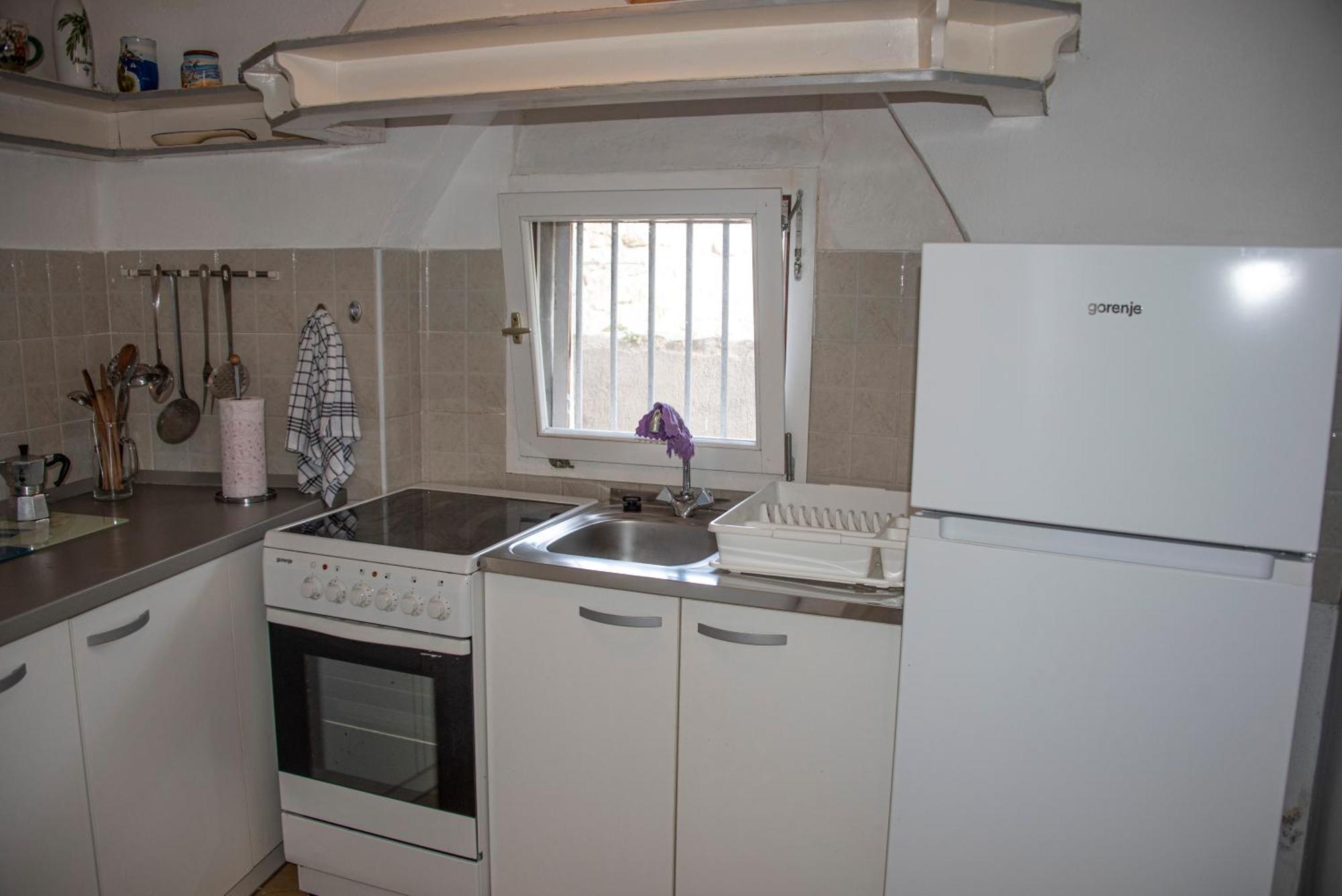 Apartman Nives Lubenice Bagian luar foto