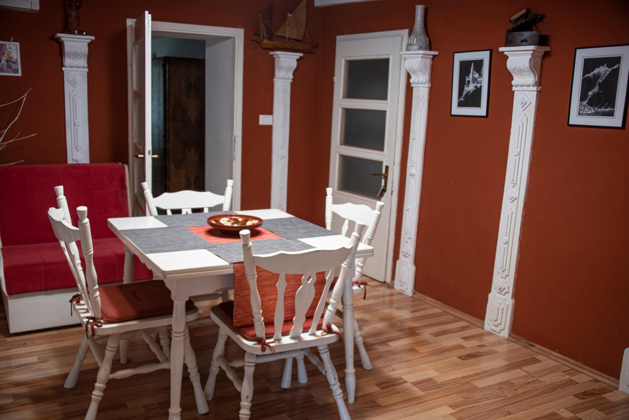 Apartman Nives Lubenice Bagian luar foto