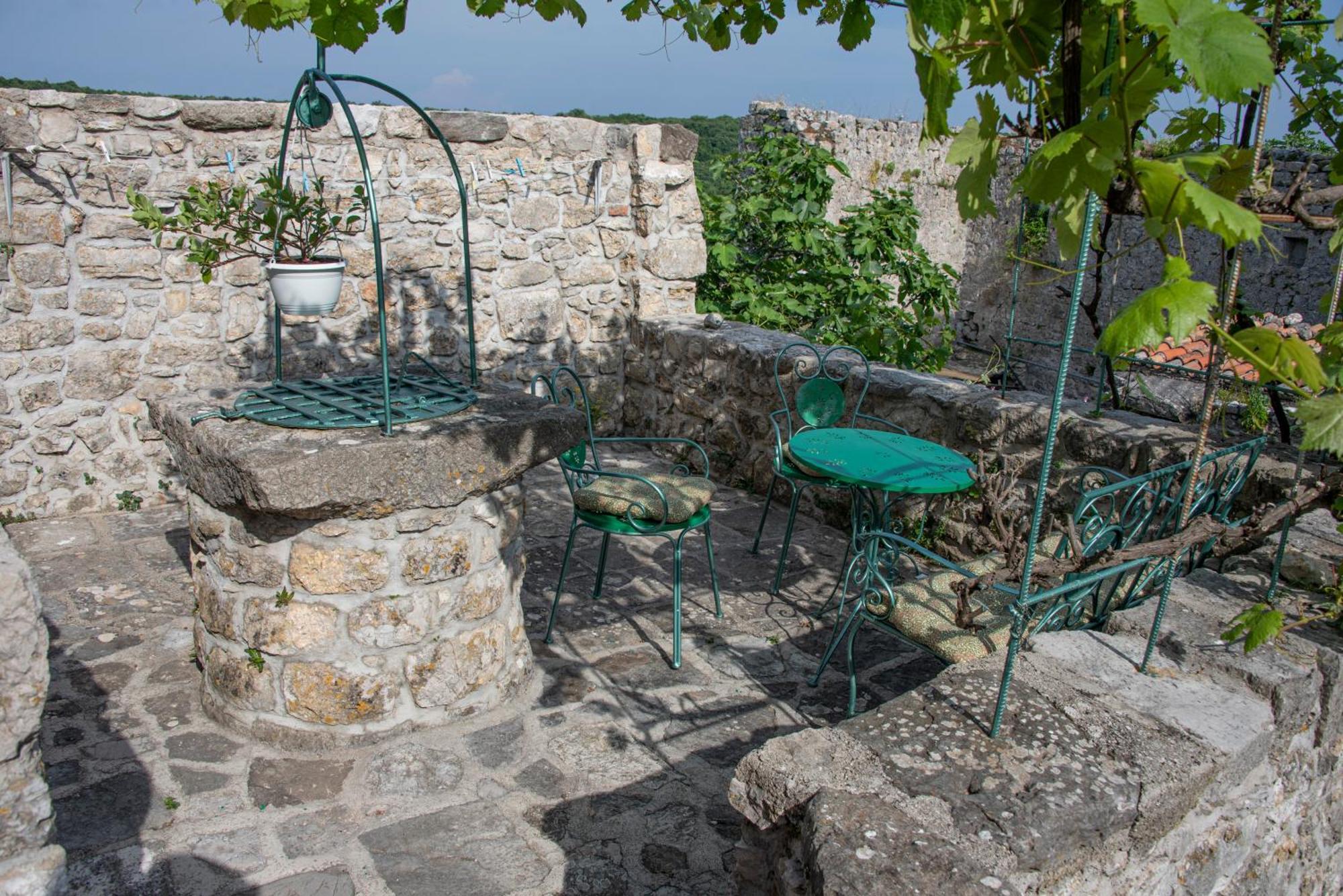 Apartman Nives Lubenice Bagian luar foto